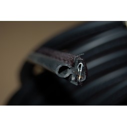 CLC Accessoires - Joint caoutchouc noir étanchéité porte 813085